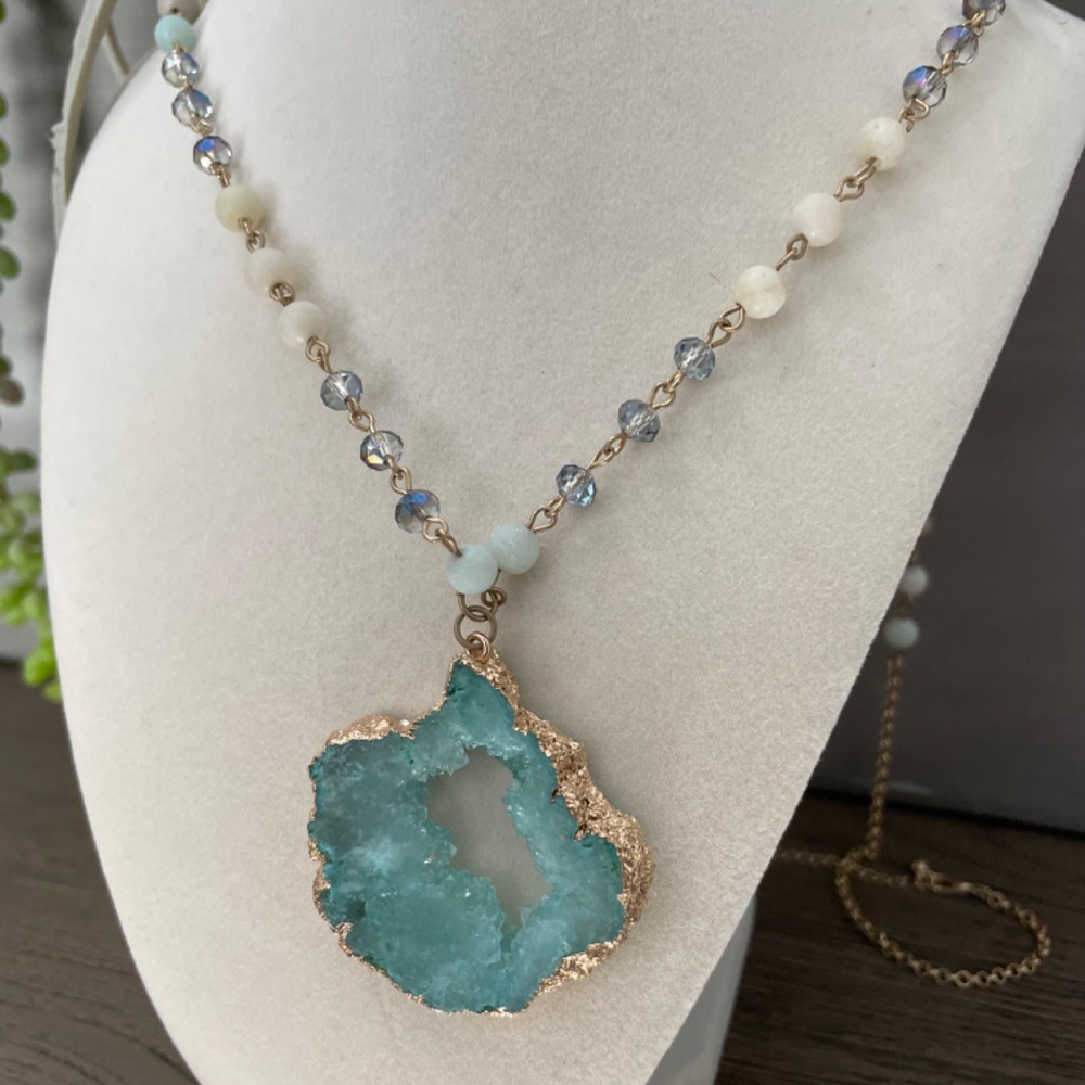 Teal Drusy & Goldtone Beaded Pendant Necklace